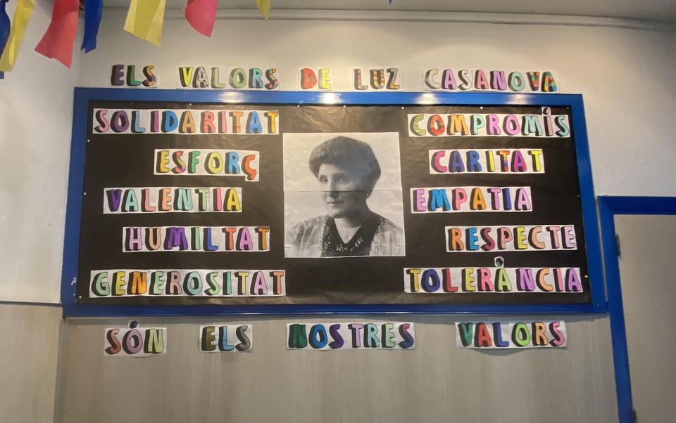 ENERO: MES DE LUZ CASANOVA